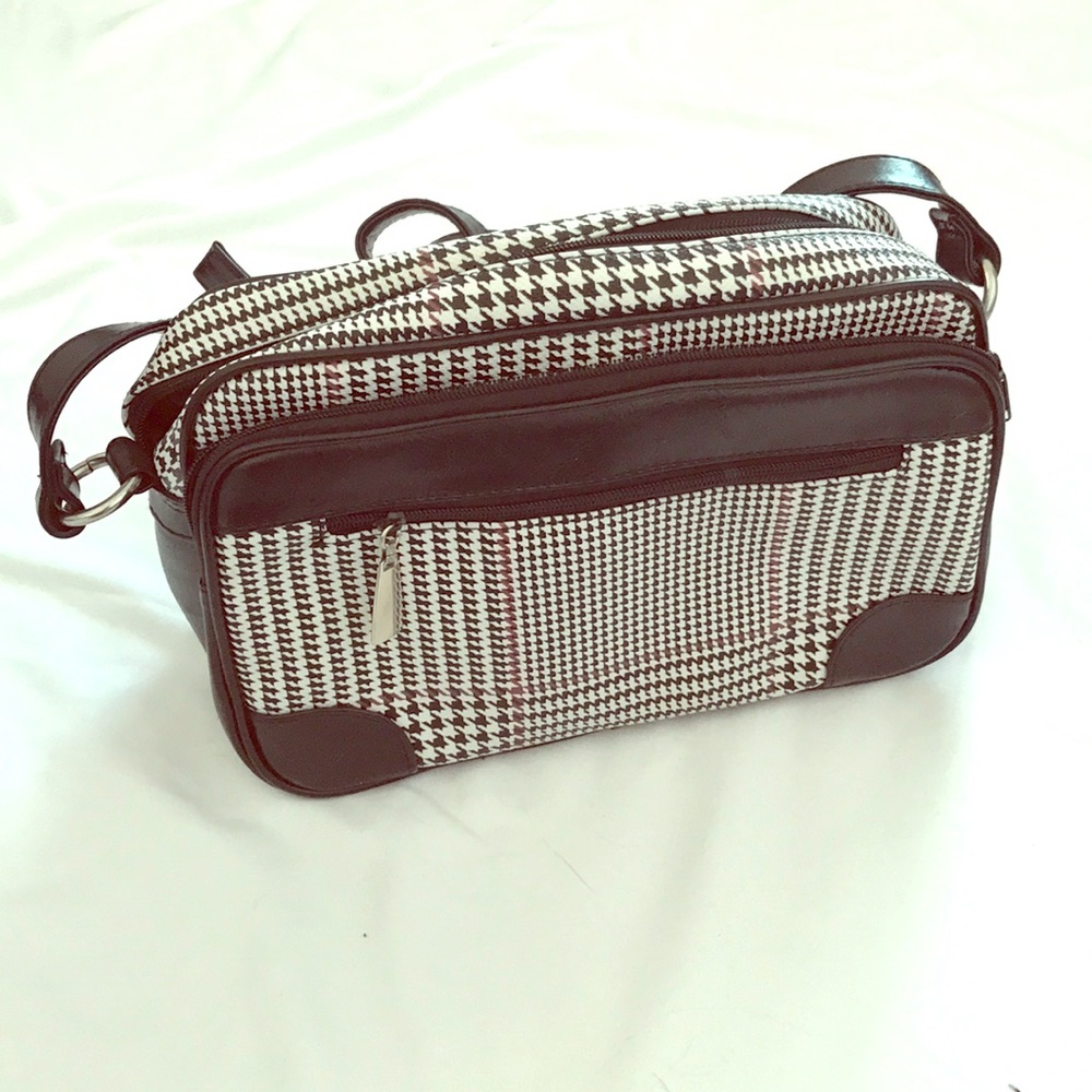 NWOT Houndstooth Cross Body